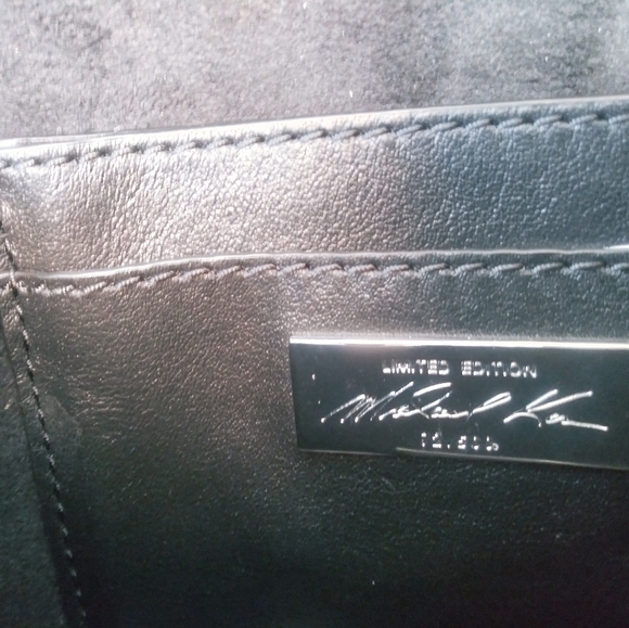 Limited Edition Michael Kors purse - Picture 6 of 7